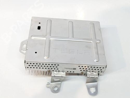 Bilradio TESLA MODEL Y (5YJY) Long Range All-wheel Drive | BP29689058E6