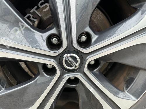 Fælk NISSAN LEAF (ZE1) Electric | BP32487343C45 