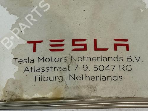 Inne TESLA MODEL S (5YJS) 85 | BP29692136O1 