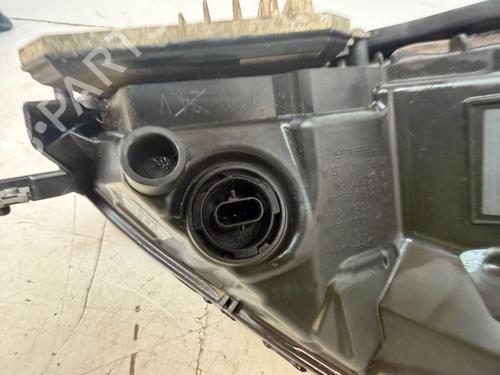 Right headlight TESLA MODEL 3 (5YJ3) EV Performance AWD | BP31606421C29 