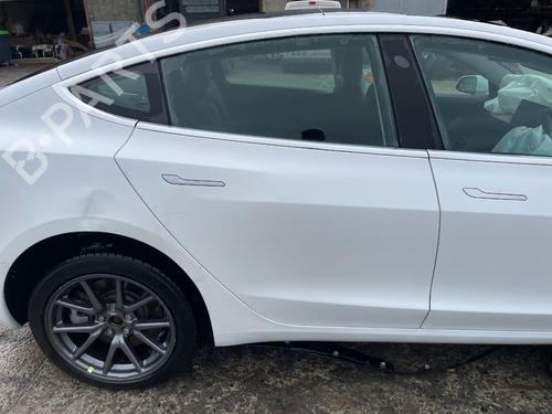 Dør høyre bak TESLA MODEL 3 (5YJ3) EV AWD (351 hp) 30333793