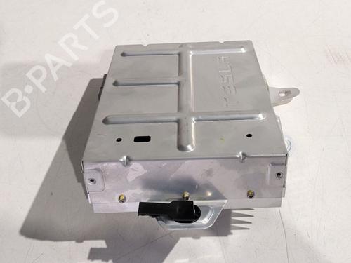 Bilradio TESLA MODEL Y (5YJY) Long Range All-wheel Drive | BP29689057E6 