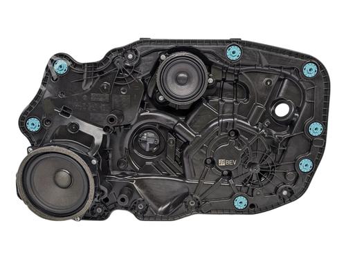 BP29691695C23 main image