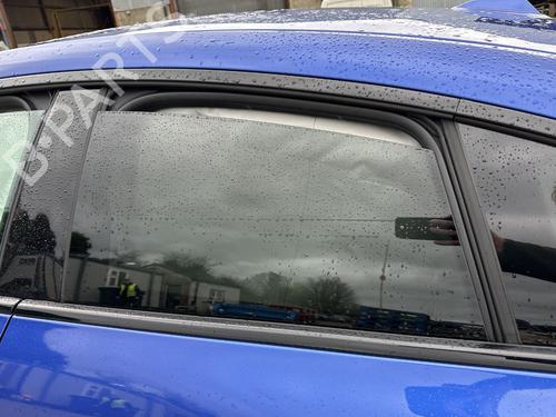 dr-rude-ventre-bagtil-bmw-1-f40-2019-32039128 main image