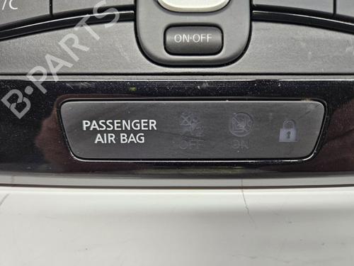 Andre NISSAN LEAF (ZE1) Electric | BP29688790O1