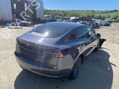 Andere TESLA MODEL 3 (5YJ3) EV | BP29695623O1 