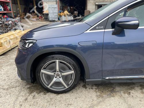 forskrm-venstre-mercedes-benz-eqe-v295-2022-29695148 main image