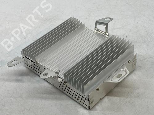 Radio TESLA MODEL Y (5YJY) Long Range All-wheel Drive | BP29691699E6