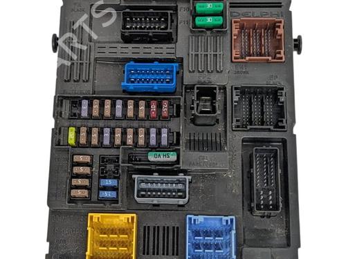Used Fuse box VAUXHALL MOKKA MOKKA-e (76) (136 hp) 29692993