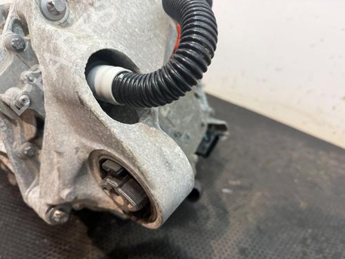 Ander TESLA MODEL 3 (5YJ3) EV AWD | BP32076399O1 