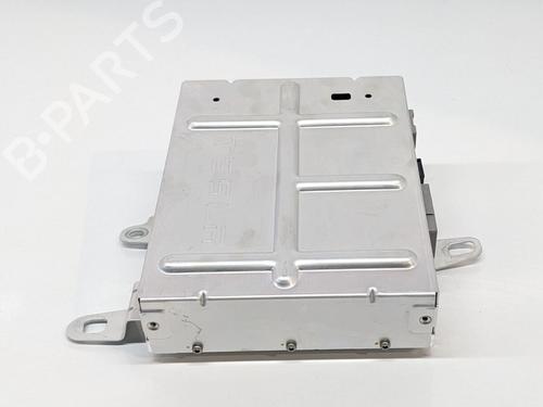 Bilradio TESLA MODEL Y (5YJY) Long Range All-wheel Drive | BP29689058E6