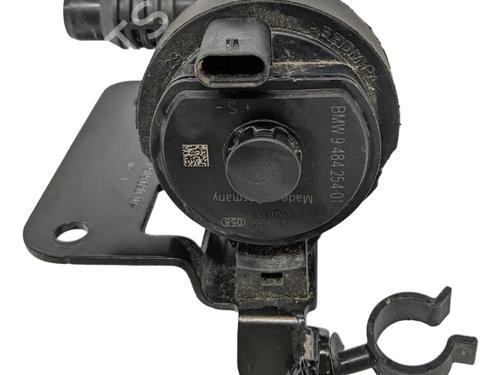 Ekstra vandpumpe MINI MINI (F56) Cooper SE / Electric (184 hp) 29689902