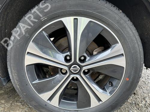 rim-nissan-leaf-ze1-2017-33250171 main image