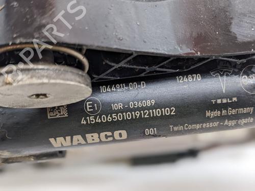 Suspension compressor TESLA MODEL X (5YJX) P90D AWD | BP32151750M103 