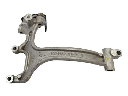 Used Engine mount MERCEDES-BENZ B-CLASS Sports Tourer (W246, W242) B 180 (246.242) (122 hp) 29693041