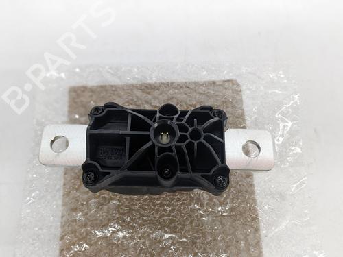 Fuse box TESLA MODEL 3 (5YJ3) EV AWD | BP29692981E1