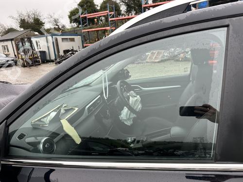 dr-rude-ventre-foran-mg-mg-zs-suv-azs1-2017-32487332 main image