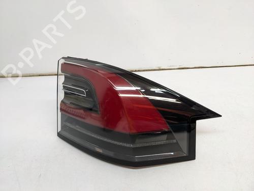 Right taillight TESLA MODEL X (5YJX) P90D AWD | BP32355271C35