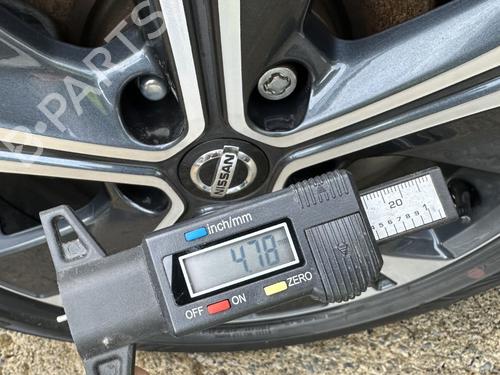 Fælk NISSAN LEAF (ZE1) Electric | BP32433407C45 