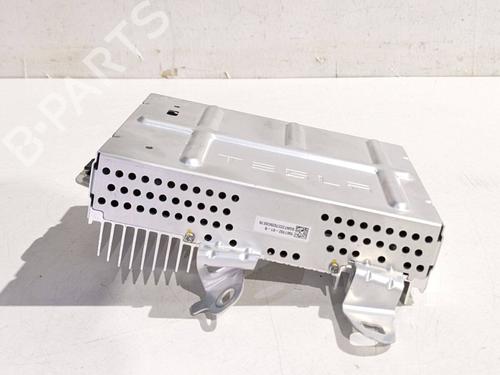 Bilradio TESLA MODEL Y (5YJY) Long Range All-wheel Drive | BP29689057E6 