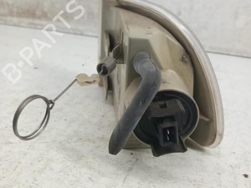Used Right front indicator FIAT PALIO Weekend (178_, 173_, 373_, 374_, 171_) 1.2 (178DYA1A, 178DXS1A) (60 hp) 28746697