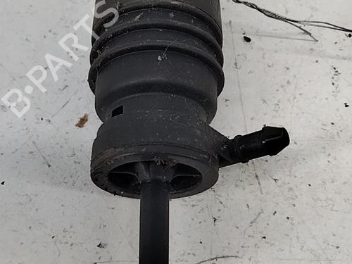 Used Washer pump Washer pump MERCEDES-BENZ SPRINTER 2-t Van (B901, B902) 208 CDI (901.661, 901.662, 902.661, 902.662) (82 hp) 28738100 28738100