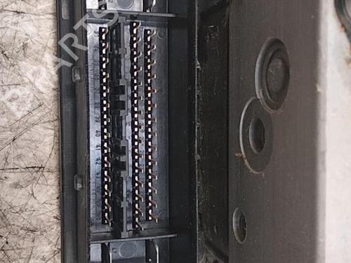 Used ABS pump MERCEDES-BENZ CLK (C209) CLK 220 CDI (209.308) (150 hp) 28753099