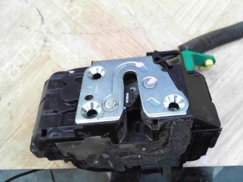 Used Electronic module NISSAN NAVARA NP300 (D40) 2.5 dCi 4WD (171 hp) 28777514