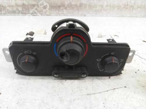 Used Climate control RENAULT KANGOO / GRAND KANGOO II (KW0/1_) 1.5 dCi 90 (KW05, KW08, KW0G, KW11) (90 hp) 28780710
