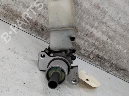 Used Brake master cylinder ALFA ROMEO 147 (937_) 1.9 JTD (937.AXD1A, 937.BXD1A, 937.AXV1A, 937.BXB1A,... (115 hp) 28781255
