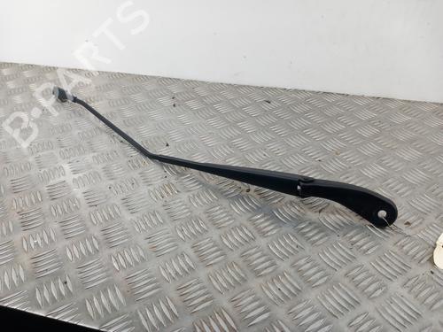 Used Front windshield wiper arm DACIA SANDERO III 1.0 TCe 100 ECO-G (101 hp) 28780444