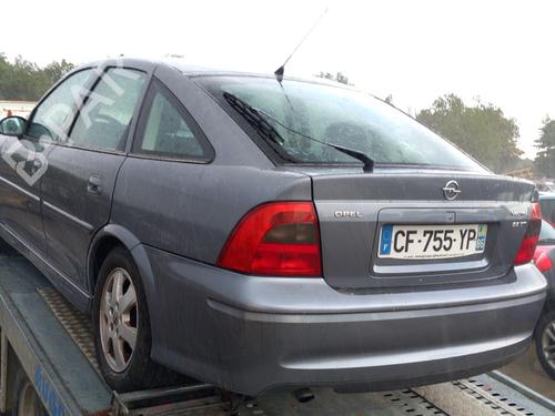 Brugte OPEL VECTRA B Hatchback (J96) 2.2 DTI 16V (F68) (125 hp) 4033995