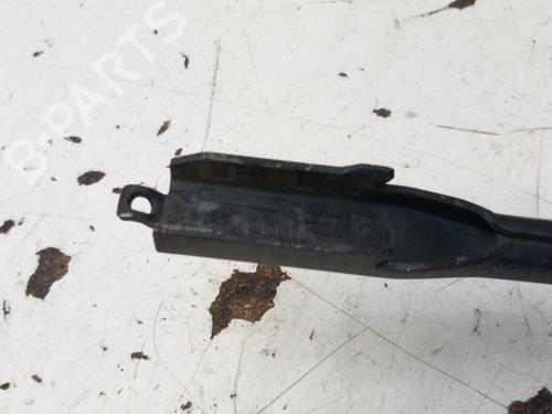 Used Front windshield wiper arm Front windshield wiper arm ALFA ROMEO MITO (955_) 1.3 MultiJet (955AXP1A, 955AYC1A) (95 hp) 28766936 28766936