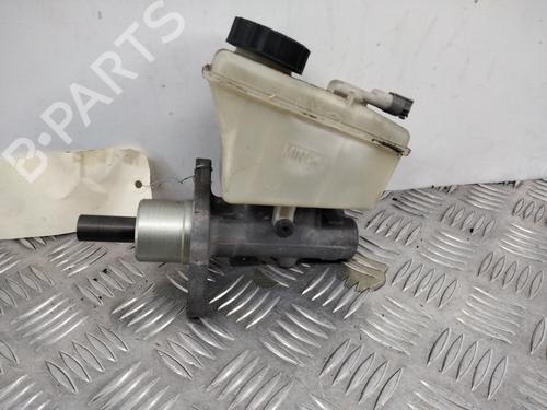 Used Brake master cylinder BMW 3 (E46) 320 d (129 hp) 28738681