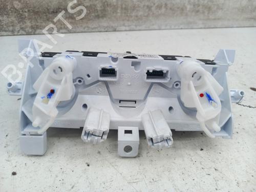 Used Climate control Climate control RENAULT CLIO V (B7_) 1.5 Blue dCi 85 (B7AG) (86 hp) 28780868 28780868