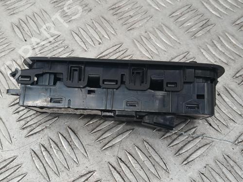 Left front window switch JAGUAR XE (X760) 2.0 D | BP36802758I27 - Image 3