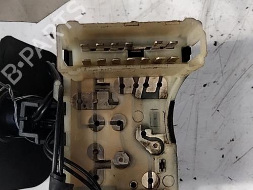 Used Steering column stalk RENAULT SCÉNIC I MPV (JA0/1_, FA0_) 1.6 (JA00, JA16, JA15, JA19, JA1V, JA2B, JA2C, JA0B,... (107 hp) 28760184