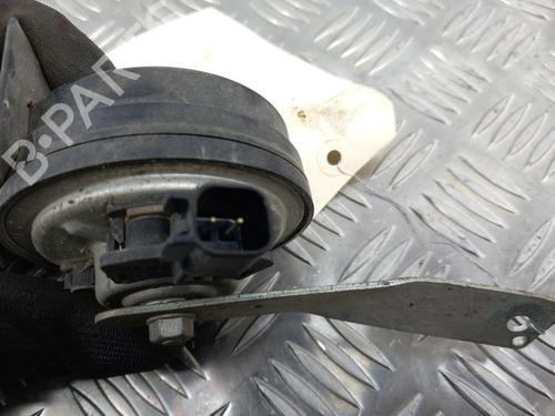 horn-jeep-renegade-suv-bu-b1-bv-2014-28782497 main image