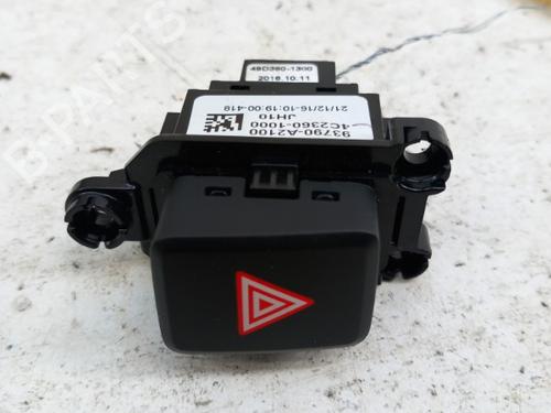 Used Warning switch KIA CEE'D Sportswagon (JD) 1.6 CRDi 136 (136 hp) 28781555