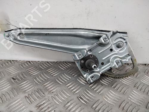 Used Rear left window mechanism TOYOTA YARIS (_P13_) 1.5 Hybrid (NHP130_, NHP130) (101 hp) 28736728