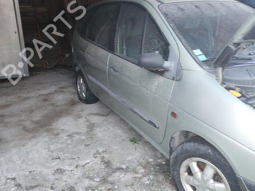 Brugte RENAULT MEGANE Scenic (JA0/1_)  1.9 dTi (JA0N)  4950808