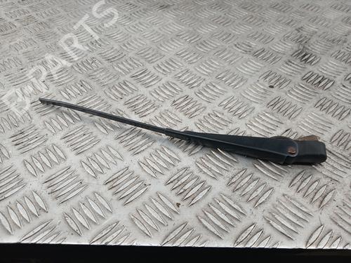 Used Front windshield wiper arm Front windshield wiper arm RENAULT SUPER 5 (B/C40_) 1.1 (48 hp) 36558317 36558317