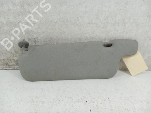 Højre solskærm TOYOTA YARIS (_P1_) 1.3 (SCP12_, SCP13_, SCP12R, SCP13R) (87 hp) 28784035