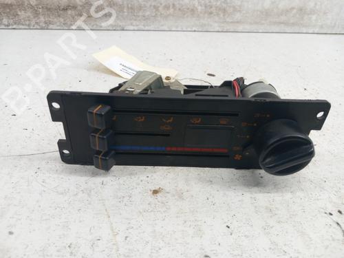 Used Climate control MAZDA 121 I (DA) 1.3 (DA103) (65 hp) 28743397