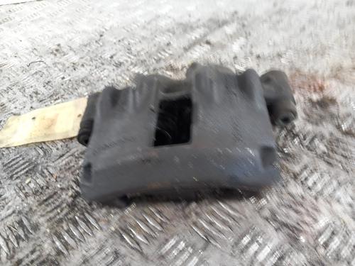 Used Right front brake caliper PEUGEOT BOXER Van (244) 2.0 HDi (84 hp) 28779807