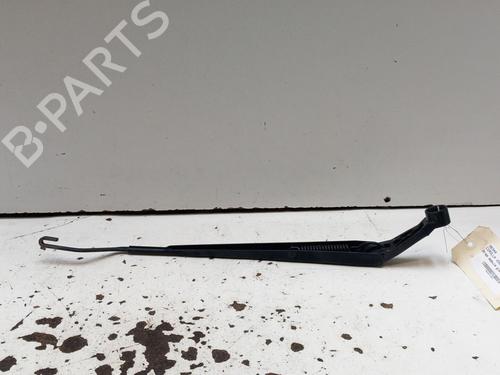 Used Front windshield wiper arm Front windshield wiper arm 28755763 28755763