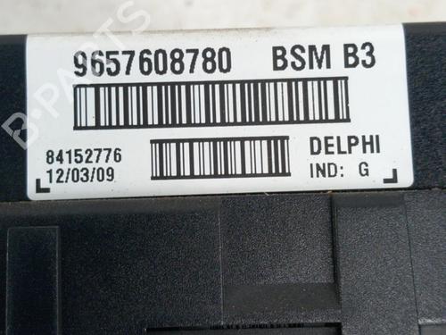 Fuse box PEUGEOT 206+ (2L_, 2M_) 1.4 HDi eco 70 | BP28772686E1 