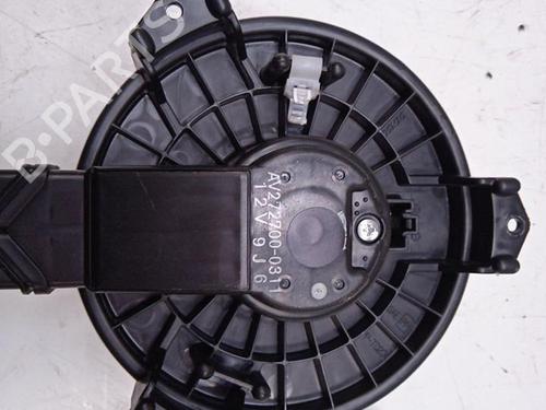 Used Heater blower motor TOYOTA YARIS (_P9_) 1.4 D-4D (NLP90_, NLP90R) (90 hp) 28775639