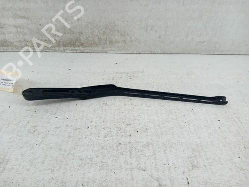 Front windshield wiper arm MERCEDES-BENZ C-CLASS (W203) C 220 CDI (203.008) | BP28746636C143 
