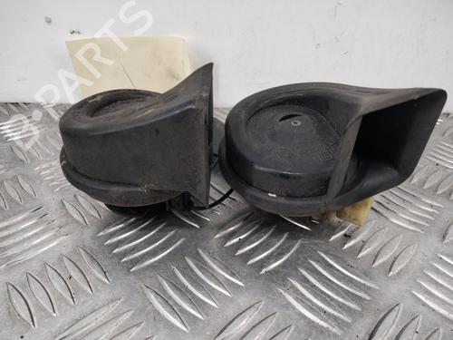 Horn PEUGEOT 3008 I MPV (0U_) 1.6 HDi | BP28736775E13 